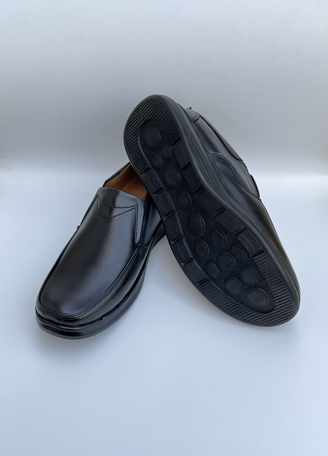 L-201 Classic Raven Black Semi Formal Shoe