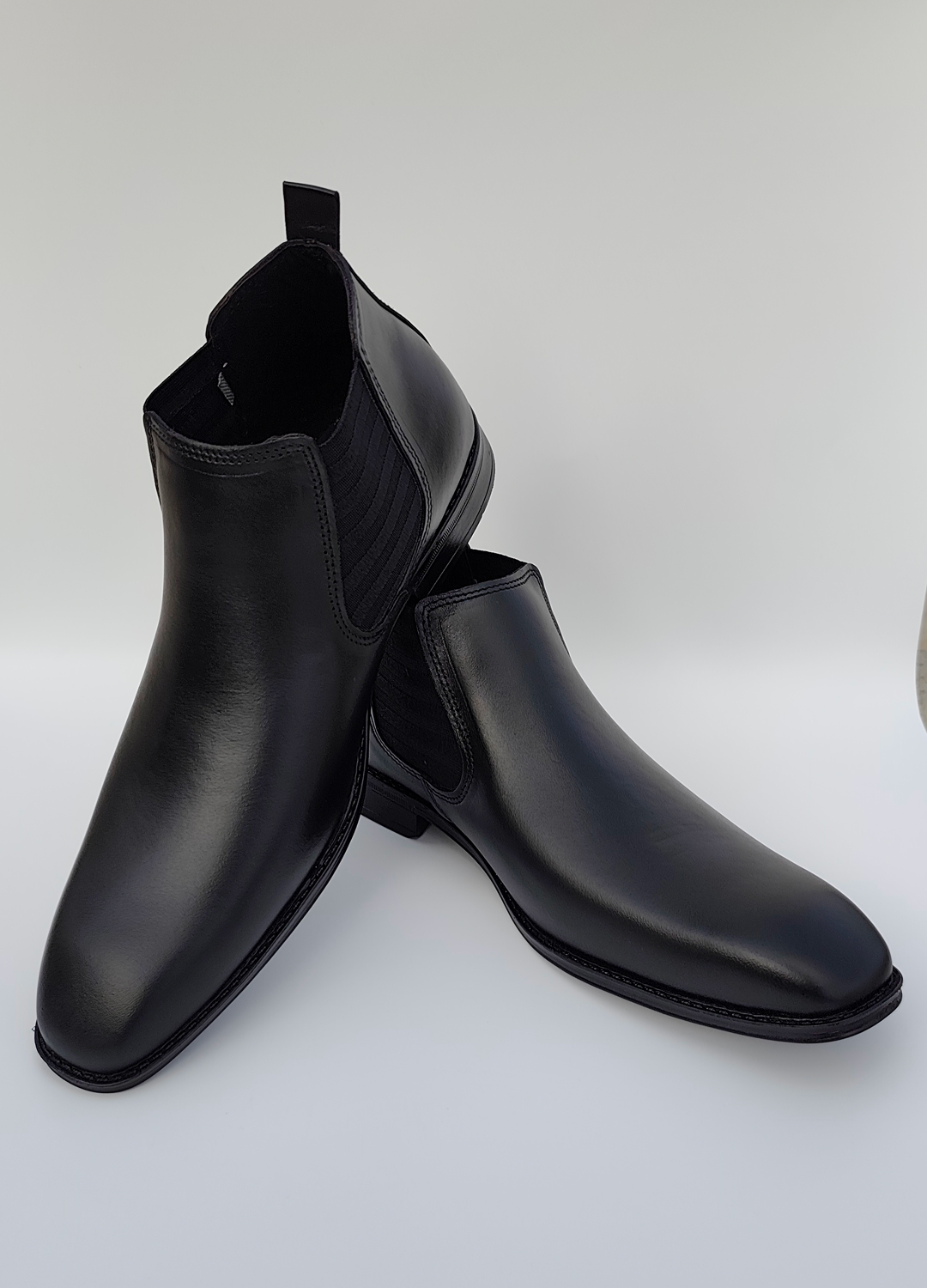 L-1901 Raven Black Chelsea Formal Boot